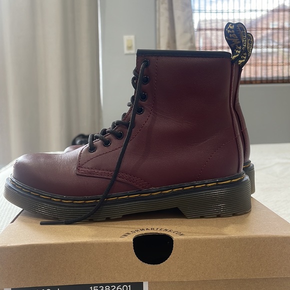 Dr. Martens kids boots - Picture 3 of 6